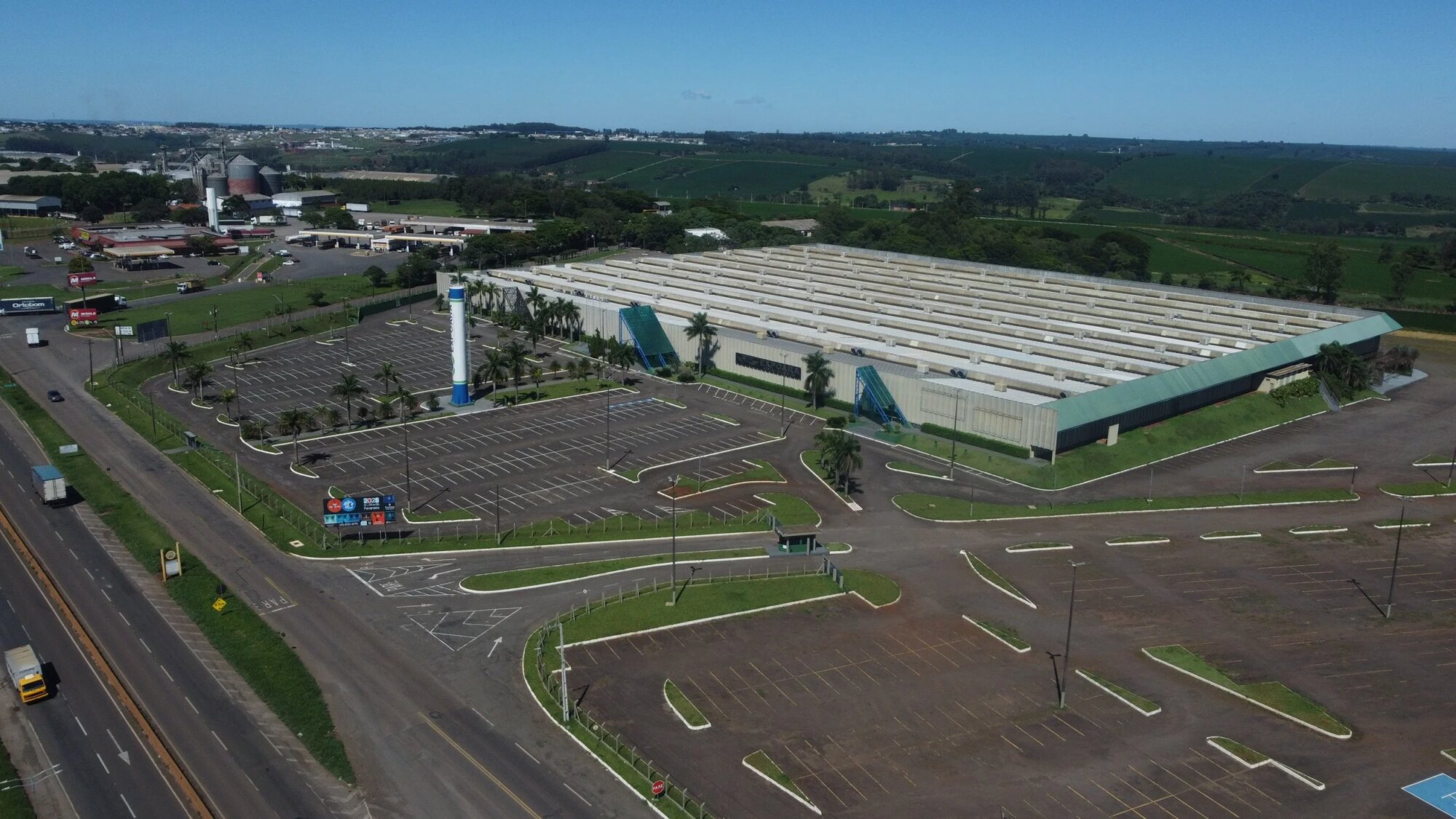 Estrutura atual que se transformará no Norte Paraná Prime Outlet